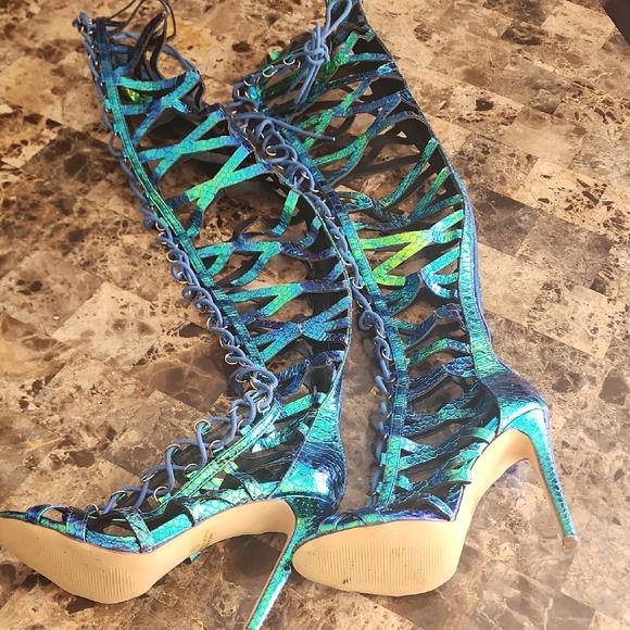 The Unbranded Brand Shoes - Green and Blue Heels with Stiletto Design